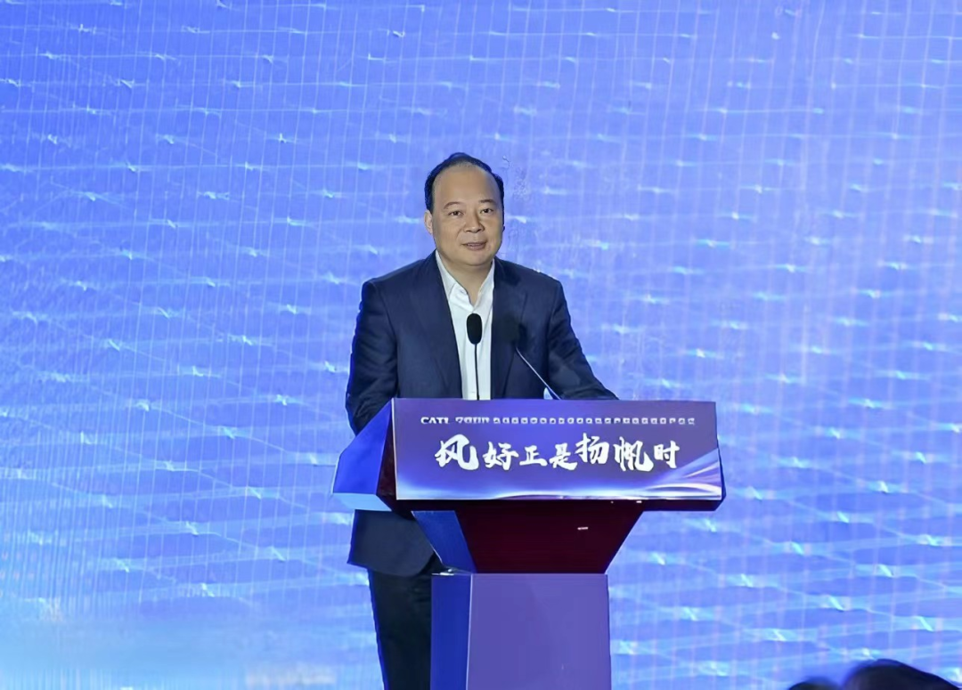 02-配文插图-AG刮刮卡董事长、总经理曾毓群发表致辞.png